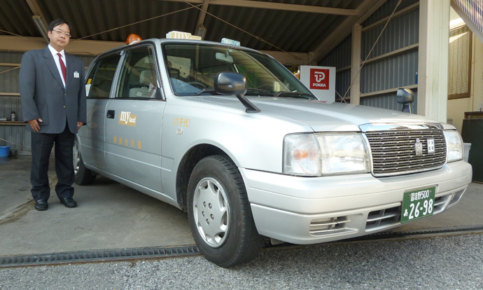 丸十タクシー車輌